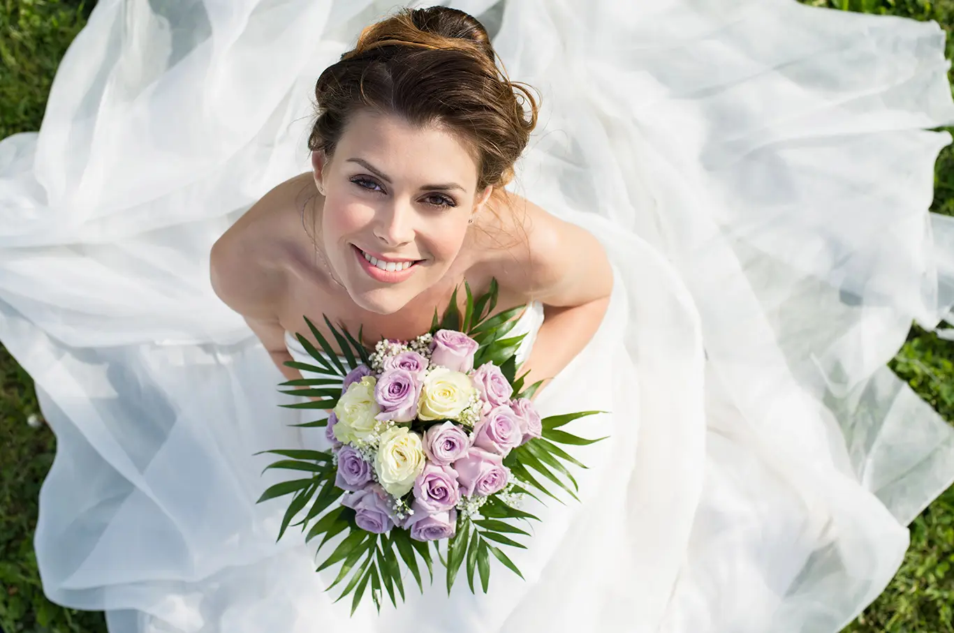 Oh my, what a beautiful bride. and a bridal smile to match! Congratulations, and many happy returns.